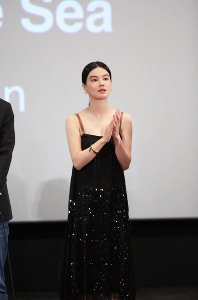 少年与海剧照的剧照