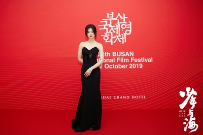 少年与海剧照的剧照