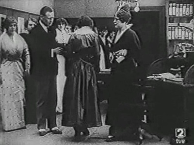 公司的骄傲剧照的剧照