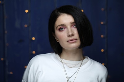 特斯拉剧照的剧照