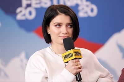 特斯拉剧照的剧照