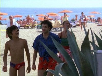 咳，小母牛剧照的剧照