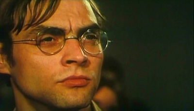 少女嘴微张剧照的剧照