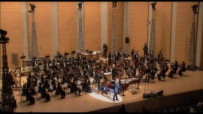 Yoshiki Symphonic Concert 2002 with Tokyo City Philharmonic Orchestra Featuring Violet UK剧照的剧照