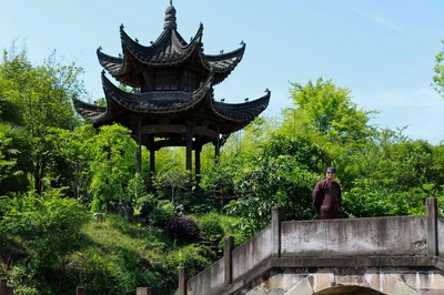 古井凶灵剧照的剧照