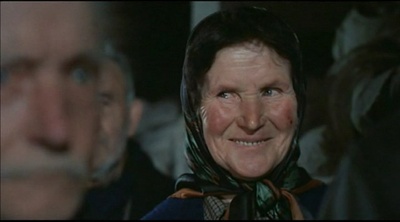 来自地狱的铃剧照的剧照