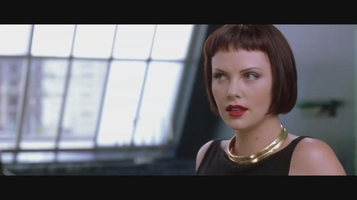 千钧一刻剧照的剧照