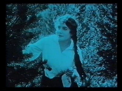 红花之歌剧照的剧照