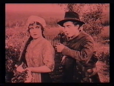 红花之歌剧照的剧照