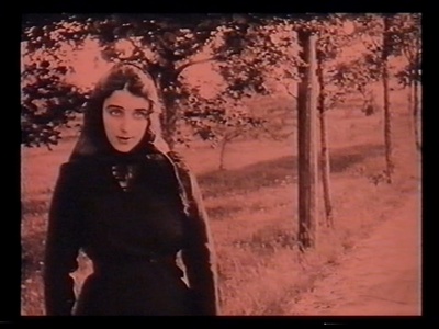 红花之歌剧照的剧照