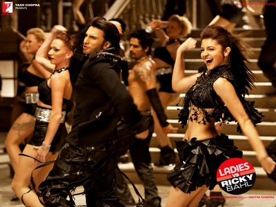 少妇大战摇滚男孩剧照的剧照