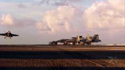 透视内幕：超级航母剧照的剧照