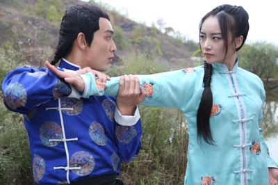 铁臂双雄剧照的剧照