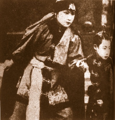 火烧红莲寺剧照的剧照