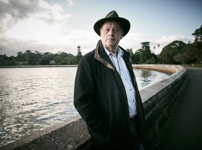 黑衣女人剧照的剧照