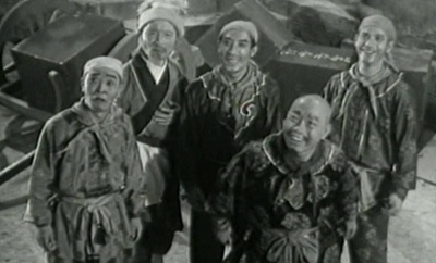 红线女夜盗宝盒剧照的剧照