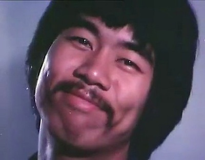 剥错大牙拆错骨剧照的剧照