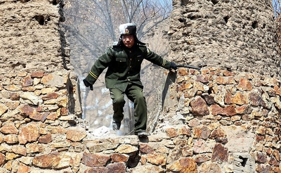 有事找王江剧照的剧照