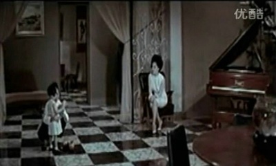 月向那方圆剧照的剧照