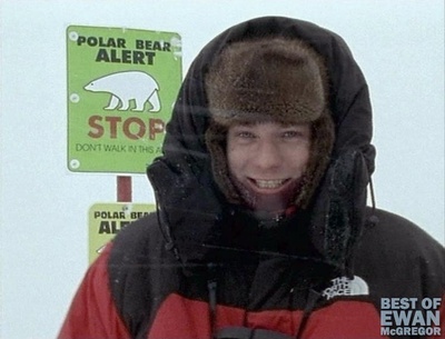 伊万·麦格雷戈探访野生北极熊剧照的剧照