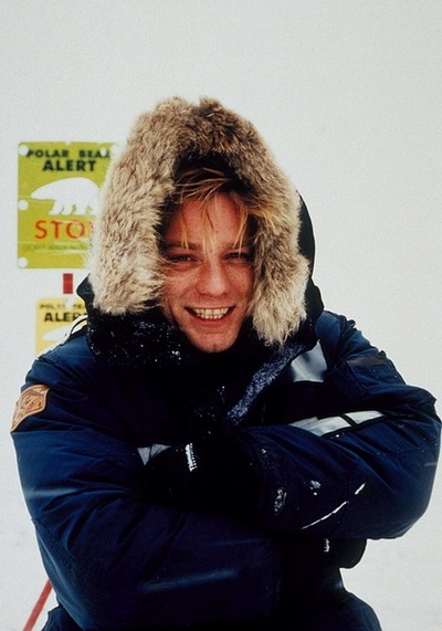 伊万·麦格雷戈探访野生北极熊剧照的剧照