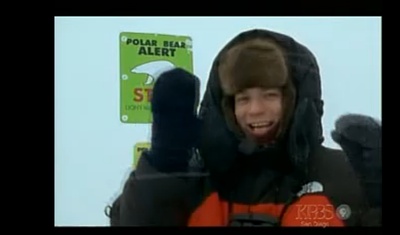 伊万·麦格雷戈探访野生北极熊剧照的剧照