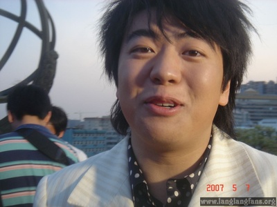 郎朗的歌：献给2008剧照的剧照