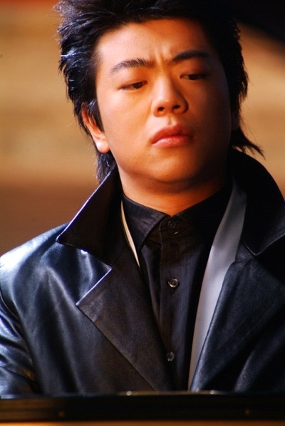 郎朗的歌：献给2008剧照的剧照