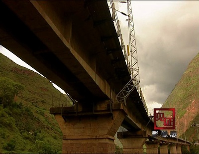 过山车成昆铁路：中国铁路修建的奇迹剧照的剧照