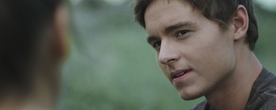 收获的天空下剧照的剧照