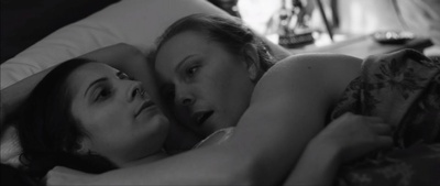 丽塔海华斯与手榴弹剧照的剧照