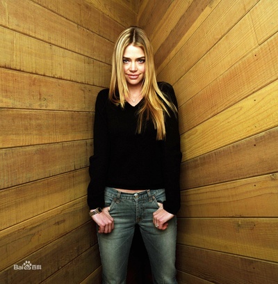 丹妮丝·李·理查兹剧照的剧照