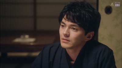 闷闷不乐的漱石剧照的剧照