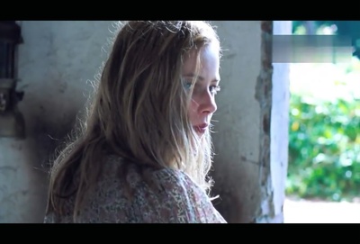 少女洛荷剧照的剧照