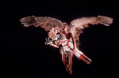 太空英雌芭芭丽娜剧照的剧照