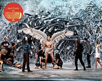 太空英雌芭芭丽娜剧照的剧照