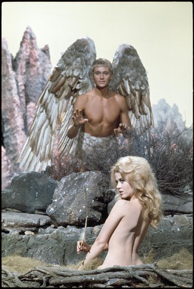 太空英雌芭芭丽娜剧照的剧照