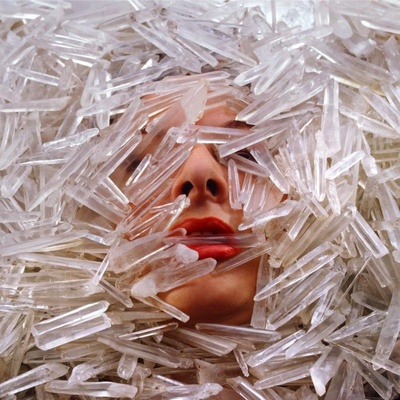 玛丽娜·阿布拉莫维奇：艺术家在场剧照的剧照