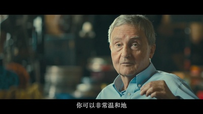 对比：肯·洛奇的生活和影片剧照的剧照