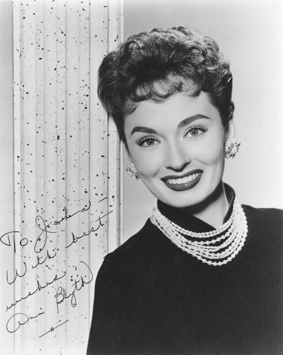 海伦·摩根的故事剧照的剧照