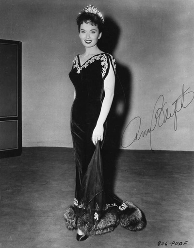 海伦·摩根的故事剧照的剧照