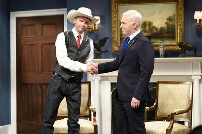 周六夜现场：蒂凡尼·哈迪斯/泰勒·斯威夫特剧照的剧照