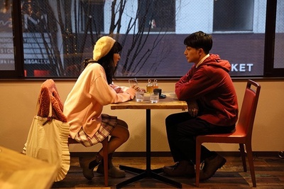 在世界尽头寻找爱剧照的剧照