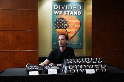 周六夜现场：乔纳·希尔/玛吉·罗杰斯剧照的剧照