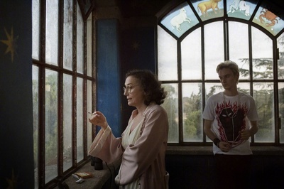 幸福的拉扎罗剧照的剧照