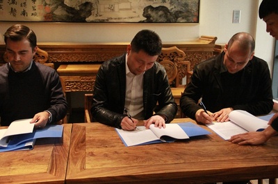 英雄崛起剧照的剧照