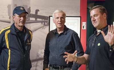 跟随詹姆斯·卡梅隆探寻20年后的泰坦尼克号剧照的剧照