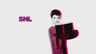 周六夜现场：安妮·海瑟薇/蕾哈娜剧照的剧照