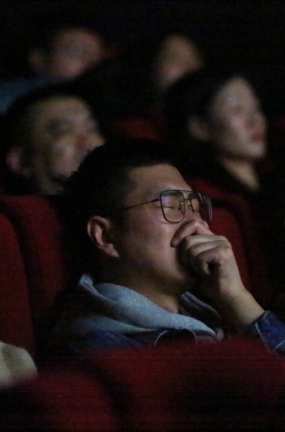 比悲伤更悲伤的故事剧照的剧照