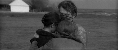 静默与呼喊剧照的剧照